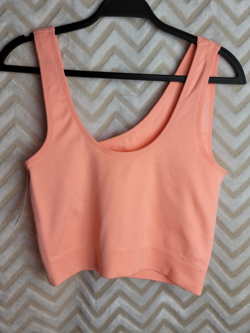 Colsie Peach Ribbed Cropped Tank - Picture 2 of 6